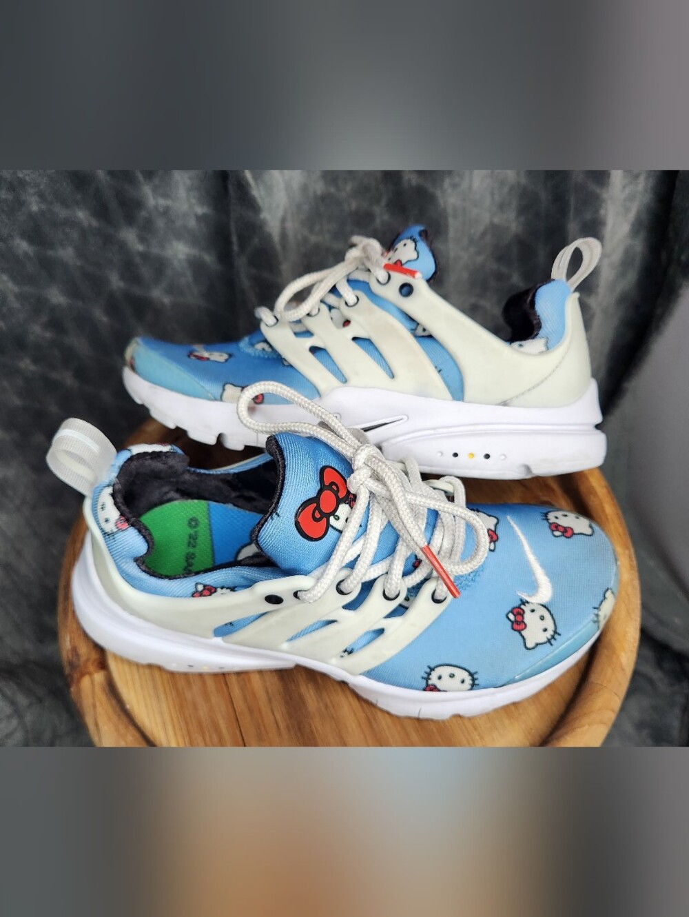 Nike x Hello Kitty Air Presto QS Blue Black Crimson US 4 UK 3.5 Kids Shoes